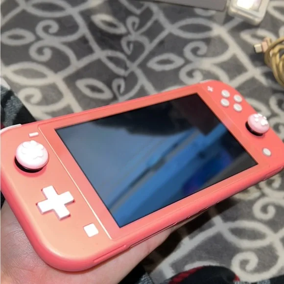 Nintendo Switch lite bundle with extra long charging cable - Picture 2 of 10